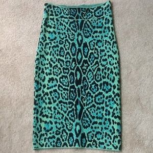 BCBGmaxazria skirt size small green leopard NWT